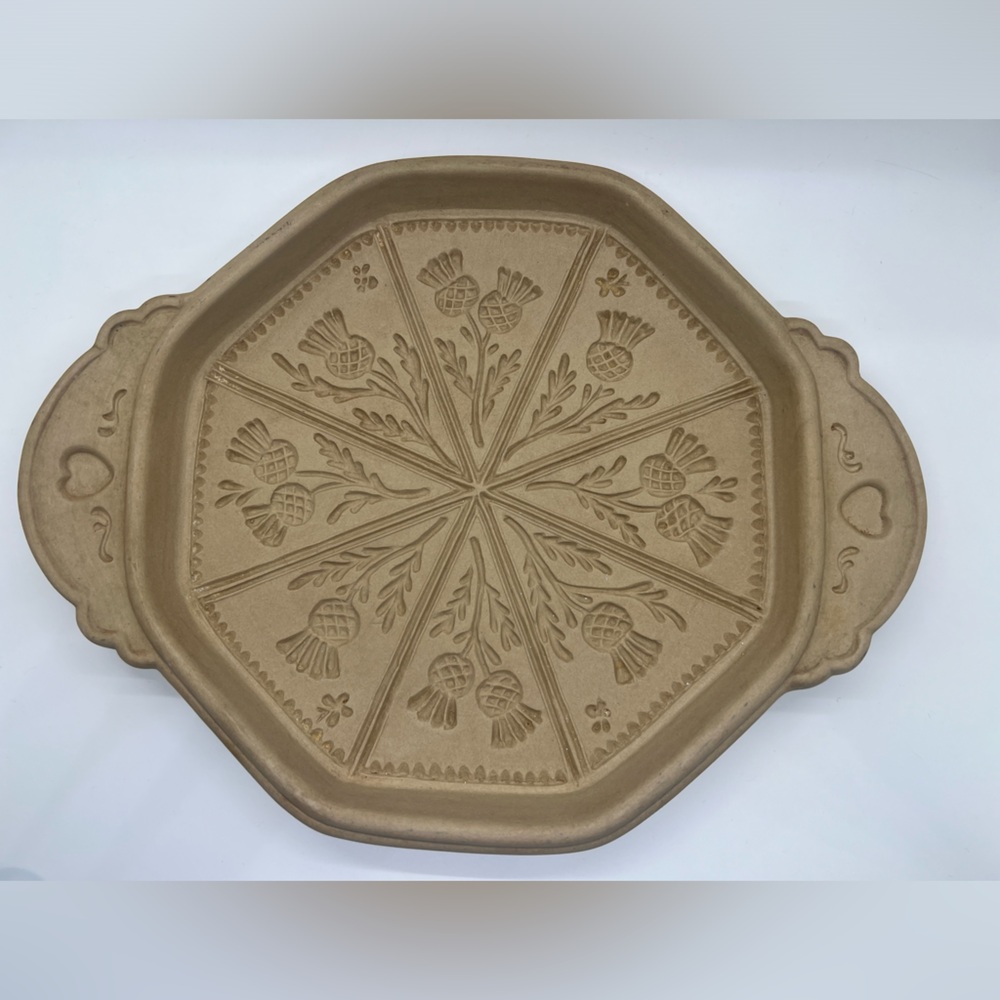 Vintage 1988 Brown Bag Shortbread Pan.   Thistle design